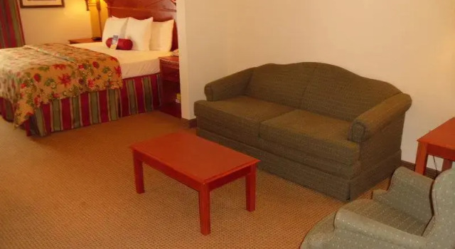 Одноместный люкс Best Western Plus Midwest City Inn & Suites