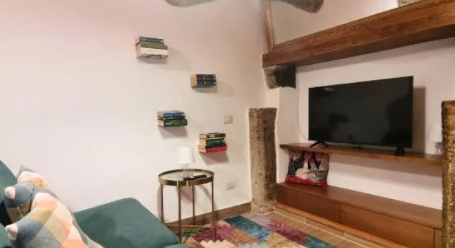 La Casina di Rosina, relax in the village near Rome, Boek Hotel Sacrofano Lazio
