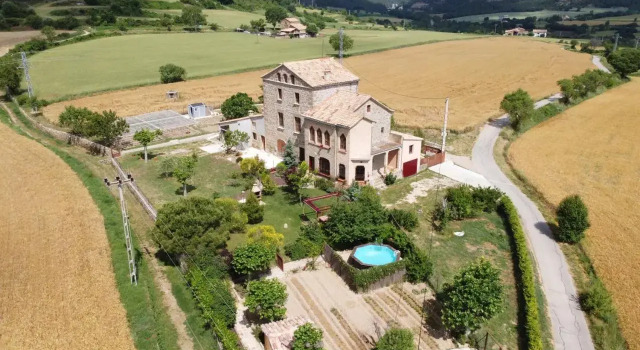 Torre Caïm, Book Hotel Hoteller i Solsona med pool, Swimmingpool