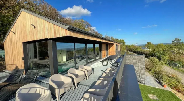 Коттедж Luxury Home in Durbuy With Valley View & Pool