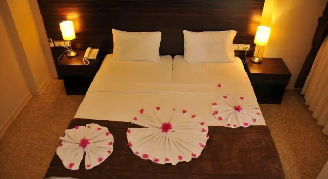 Двухместный номер Standard с балконом Nevada Hotel & Spa