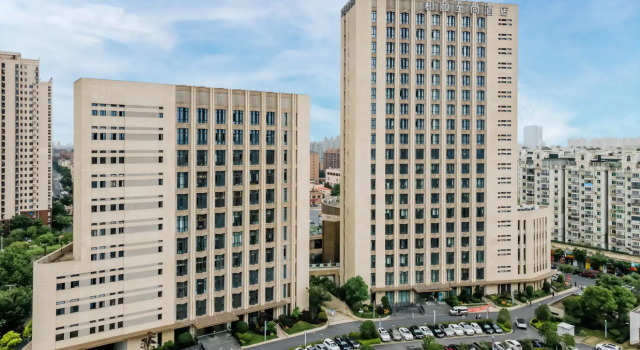 Yitel Collection (Shanghai Qiantan Sanlin world Creative Park) Road), Book Hotel Hotels in Shanghai Area with Parking, Parking