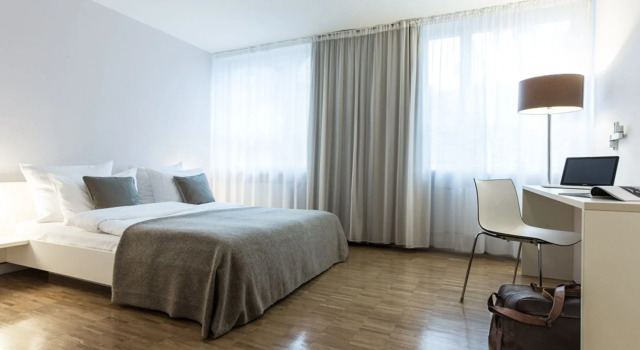 Bob W Munich Schwabing
