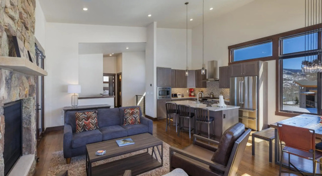 15 W Benjamin Lane by Summit County Mountain Retreats, Book Feriehus Villaer i Vail Ski, Villa