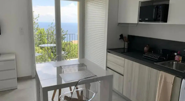 Studio au coeur du village de Poretto