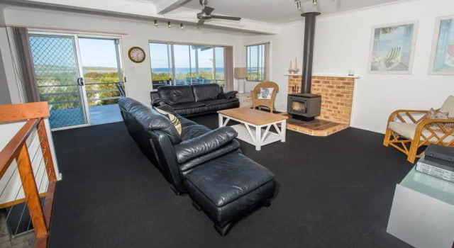 Fingal Bay Beach House, 32 Lentara Street