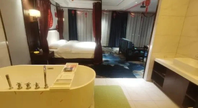Люкс Classic Zhonglin Bay Hotel, Sheqi