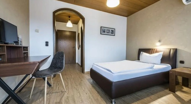 Hotel Restaurant Es Lämmche, Foglalás Szálloda Höchst im Odenwald Odenwald