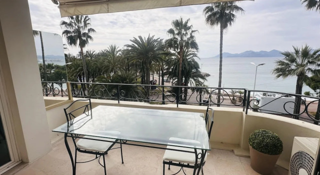 Апартаменты One Bedroom Apartment With a sea View Right by the Croisette Beaches and the Center of Cannes - 2287