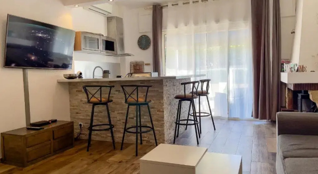 Апартаменты Apartement Maenat