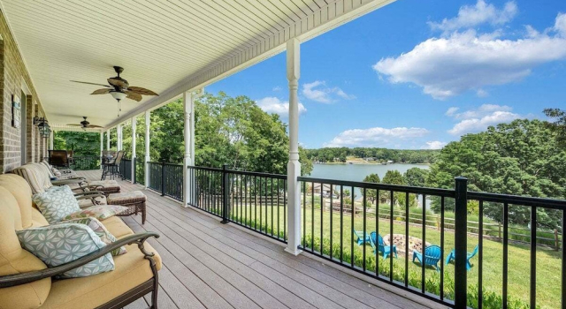 Коттедж Lake Lookout - Private Home With Lake Views & Game Room