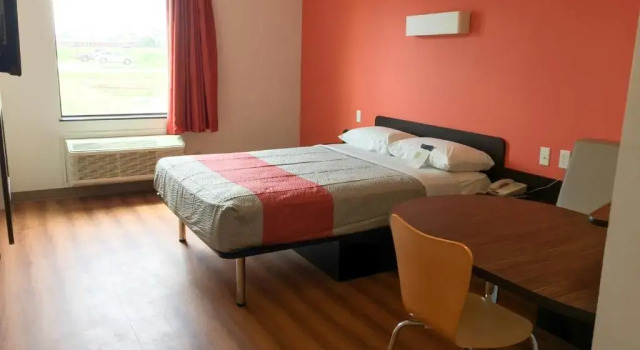 Четырёхместный номер Economy Motel 6 Texas City, TX - I-45 South