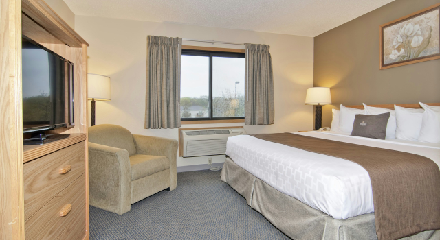 AmericInn Hotel & Suites, Varaa Hotelli Hotellit Minnesota pysäköinnillä, Pysäköinti