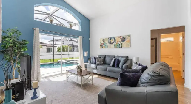 Entertaining Game Room 4BR Near Disney, Rezerwuj Hotel Kissimmee Kissimmee