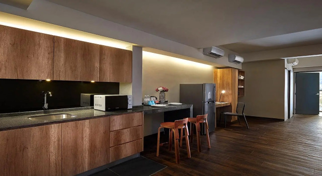Studio Suite Tropics Eight Suites