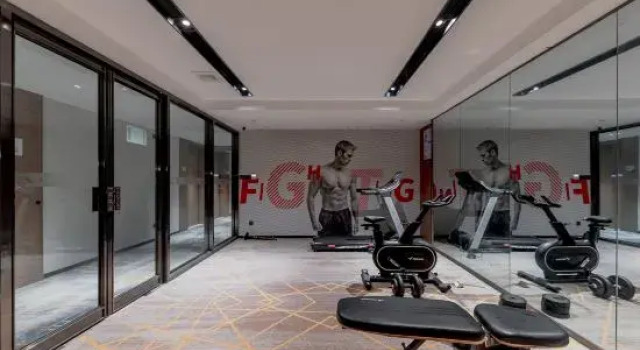 Homeinn Plus Hotel (Baoneng Plaza, Yizheng Bus Station, Yangzhou)