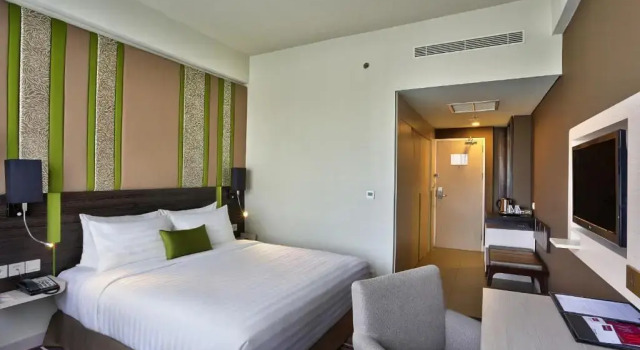 Superior Doppel Zimmer Mercure Serpong Alam Sutera