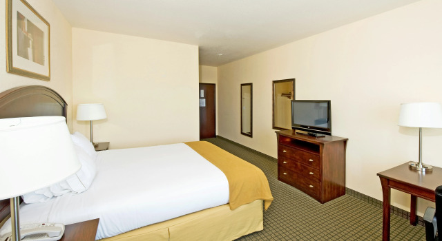 Holiday Inn Express & Suites Willcox by IHG, Buchen Sie Hotel Willcox Arizona, in der Nähe von Schwertner House