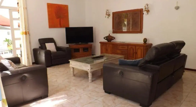 Tres Belle Villa, Piscine Privée, 3 Ch, 2 Sdb, Proche Plage, Rezervovat Hotel Hotely v Pereybere s bazénem, Bazén