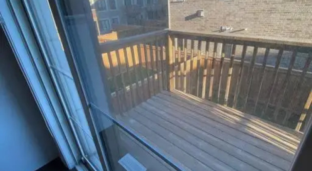 New 3-story townhouse Wonderland/Downtown Train, Varaa Hotelli Vaughan 
