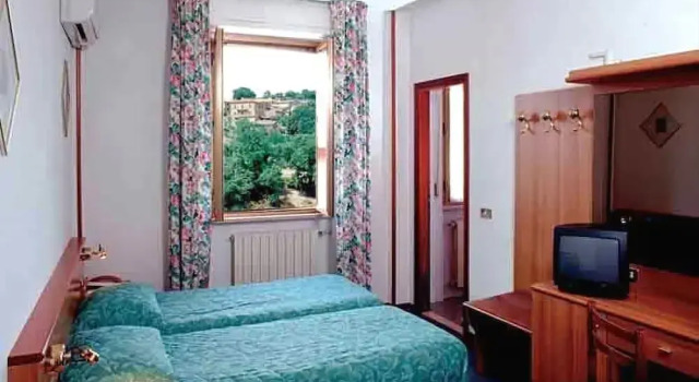 Hotel Easy Siena, Boek Hotel Hotels in Casciano met ontbijt, Ontbijt