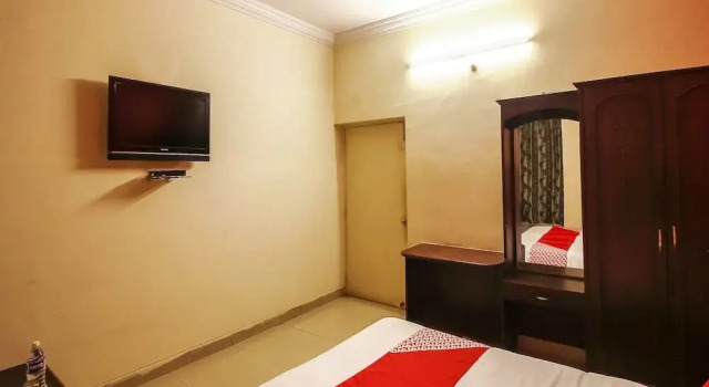 Hotel Pride Banjara by FabHotels, Rezerwuj Hotel Banjara Hills 