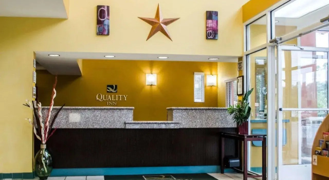 Studio 6 Pensacola, FL - West I-10, Prenota Hotel Pensacola Beach Panhandle Florida