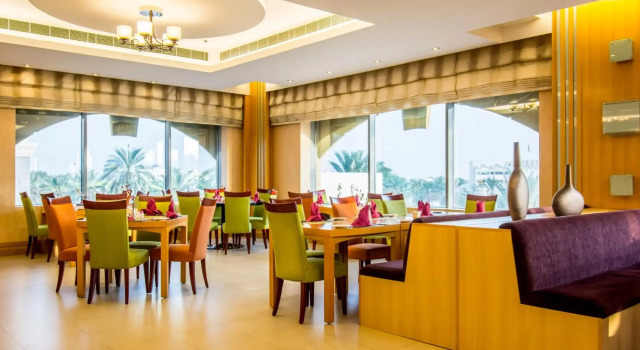 Отель City Seasons Muscat