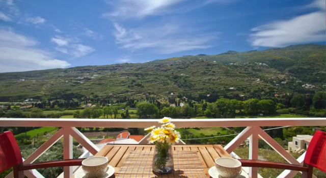 Suite Anemomiloi Studios