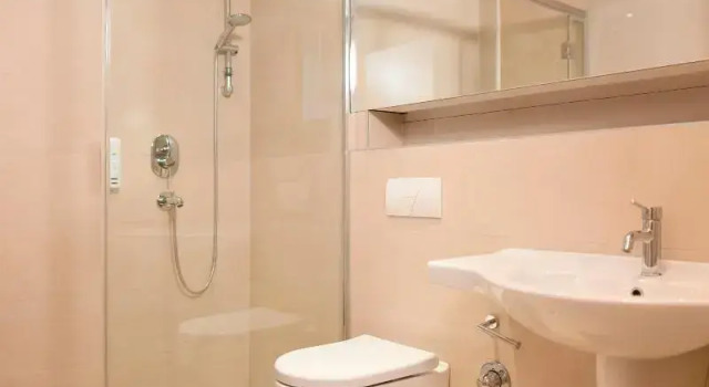 Трёхместный номер Standard с 3 комнатами с балконом Hotel Han Bjelašnica