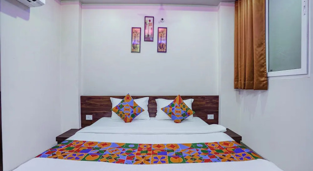 Номер Deluxe Fabhotel Nandini Grand