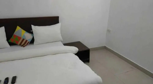 Hotel Red Stone, Забронировать Отель Отели Нью-Дели с завтраком, Завтраки