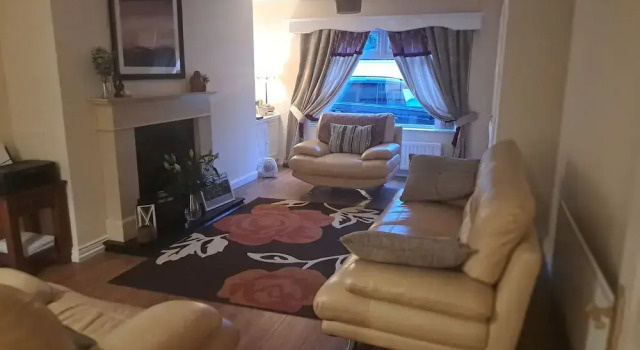 No 3 Main St, Charming 3-bed House in Bellaghy, Забронировать Отель Беллахи 