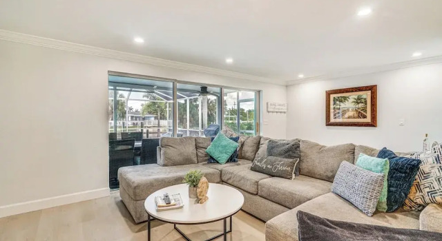 2 Mi to Beach: Canalfront Home in Cape Coral