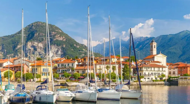 The Modern Apartment In Stresa