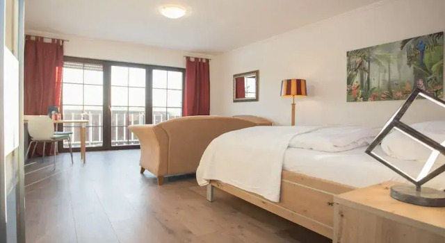 Small Studio in Neuastenberg With Balcony