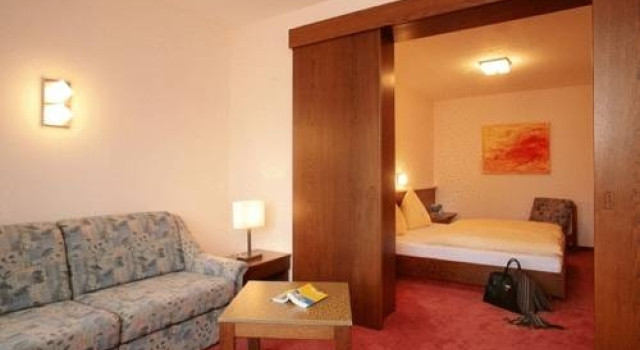 Aparthotel Krone, Rezerwuj Apartamentowiec hotelowy Zell am See 