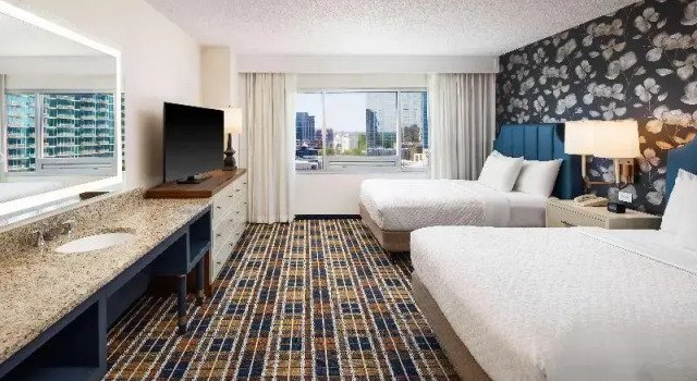 Четырёхместный люкс Embassy Suites by Hilton Atlanta Buckhead