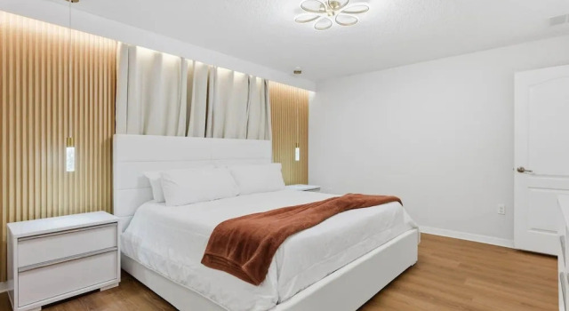 Stylish 4br, Private Pool, Themed Rooms, Sleeps 13