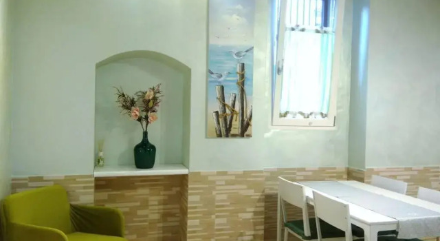Domus Elegans in Centro, Book Hotel Hoteller i Manfredonia med parkering, Parkering