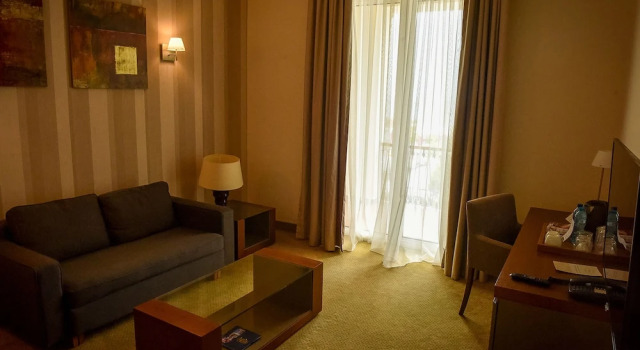 Люкс Iaki Conference & Spa Hotel