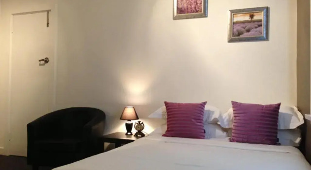 Номер Premium Centennial Inn on Bathurst