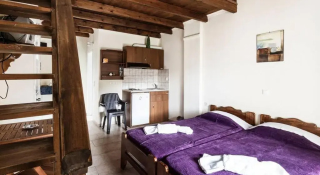 Despina Studios 4 beds with loft and kitchenette # 8, Đặt Căn hộ Christos Hy Lạp