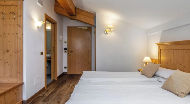 Четырёхместный номер Classic c 1 комнатой с балконом Kinderhotel Adriana