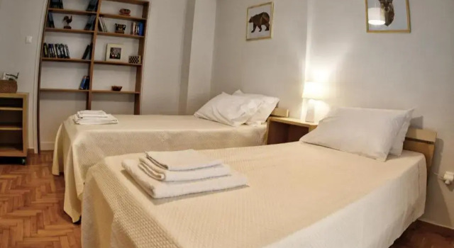 Top Koukaki Location 3rd floor 2bdr, Забронировать Отель Неос-Космос Афины, рядом с Холм Филопаппос