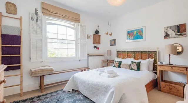 Коттедж Comfort Enchanting Hammersmith Home Close to Shepherds Bush by Underthedoormat