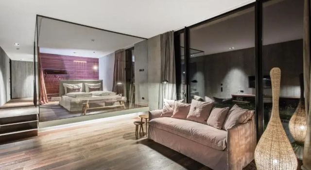 Люкс Deluxe Senses Violett Suites