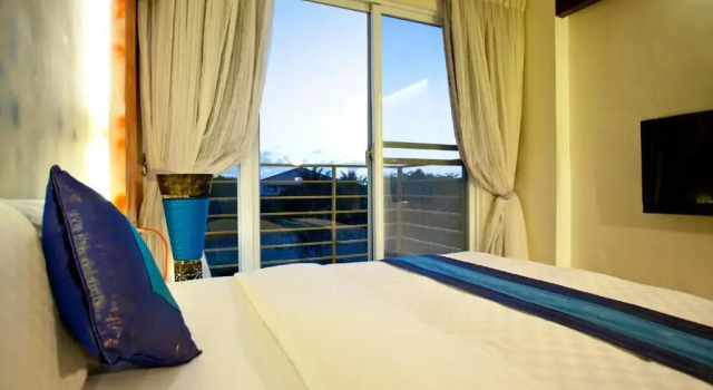 Двухместный номер Standard с балконом Millennium Inn II