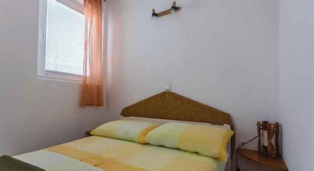 Awesome Home in Bacina With Wifi and 2 Bedrooms
