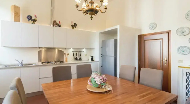 Коттедж Villa in Venice with Private Pool & Park